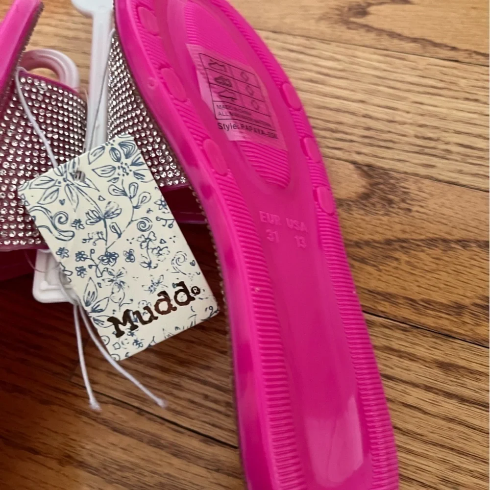 Mudd brand new